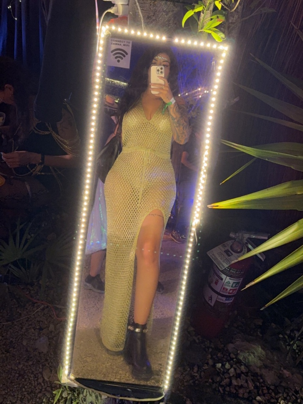 Chic Backless Knit Dress in Gold